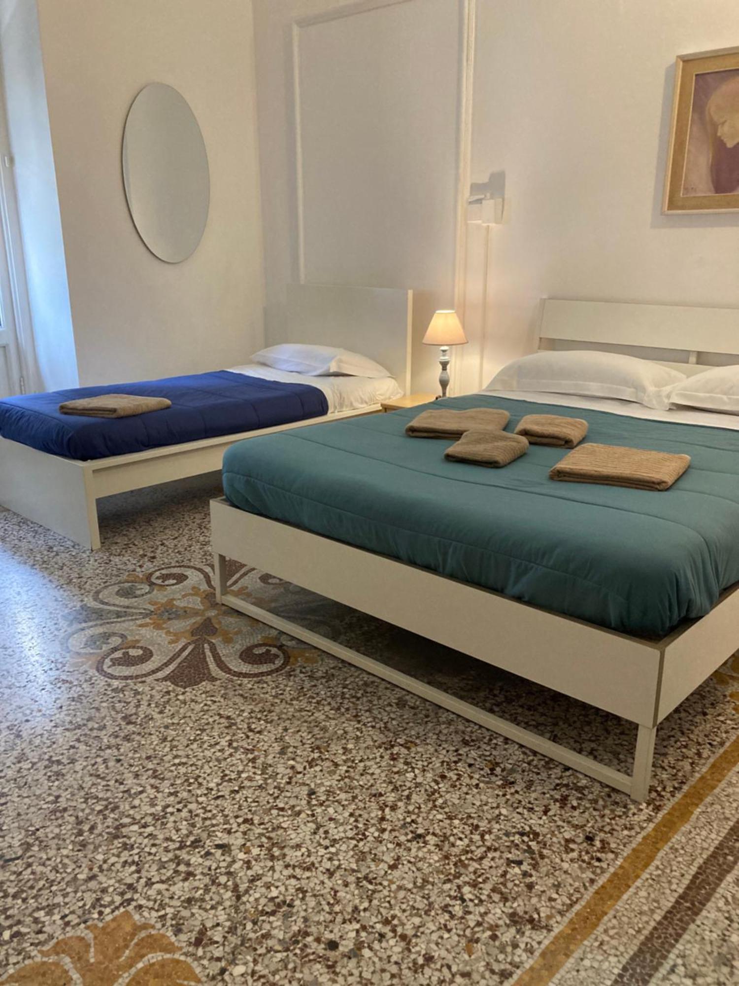 Roma Guest house Genoa